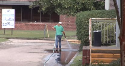 Blood leaked from funeral house at Louisiana in the USA