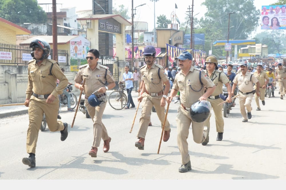 police beaten then arrested people in roorkee