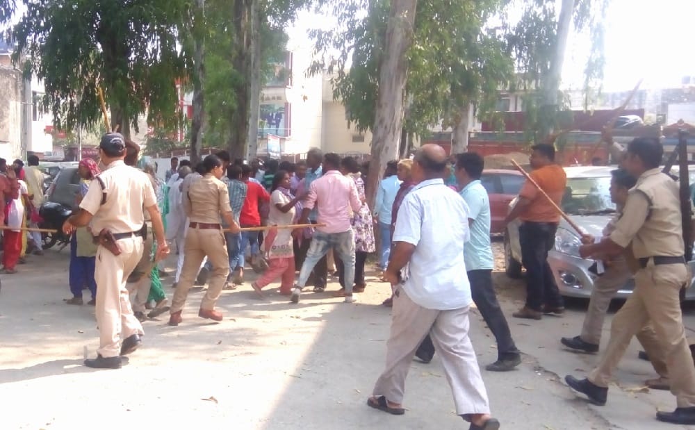 police beaten then arrested people in roorkee
