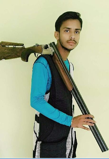 No range, no coach, dream of becoming Rajvardhan Rathore