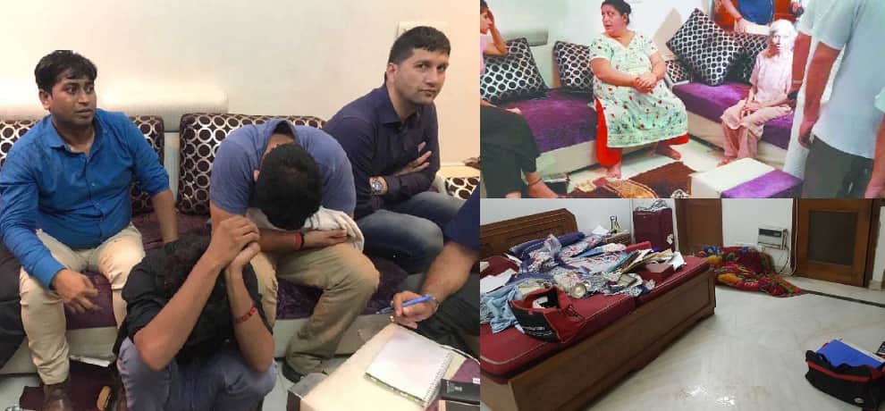 special 26 type robbery in delhi