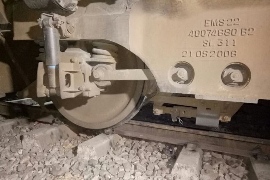 passenger train engine derailed in Sitapur.