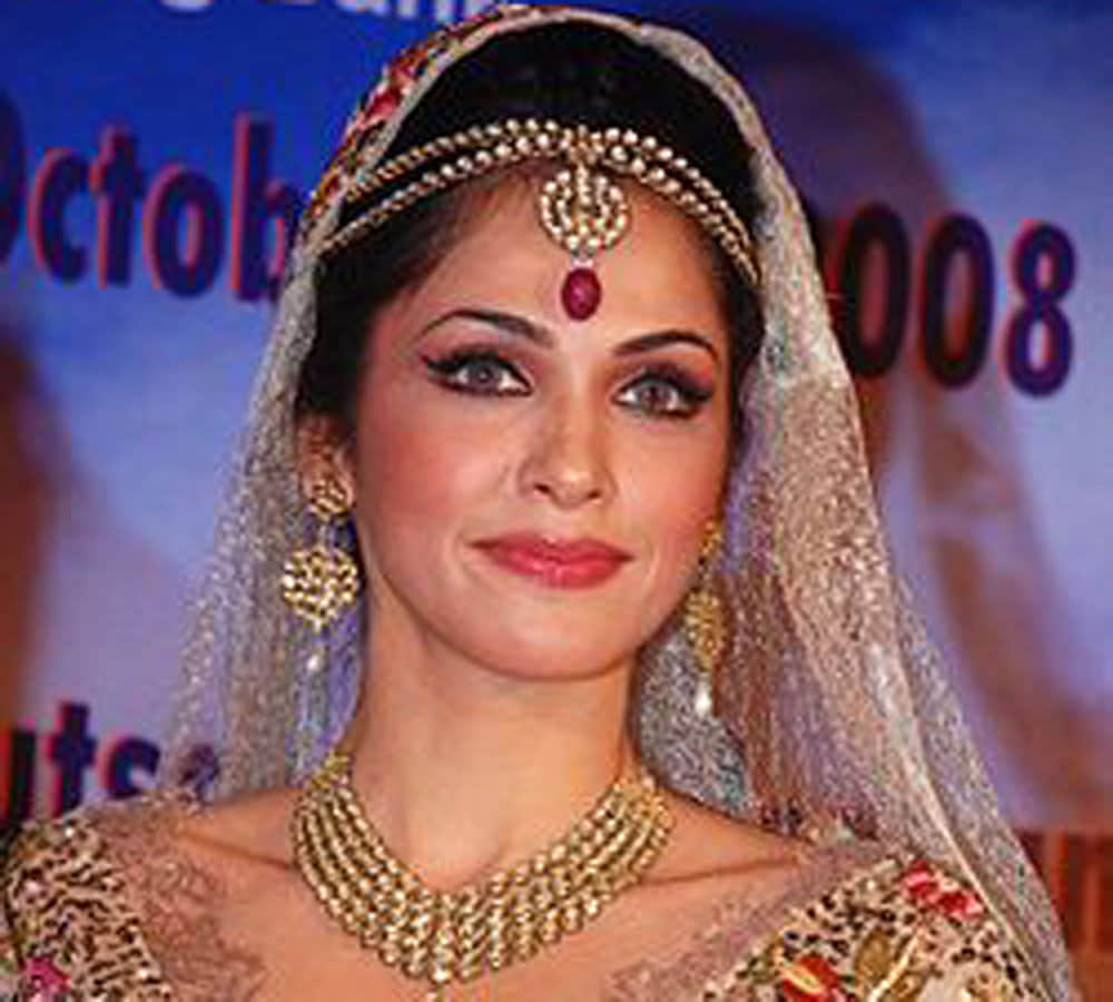 isha koppikar birthday special story and know her unknown facts