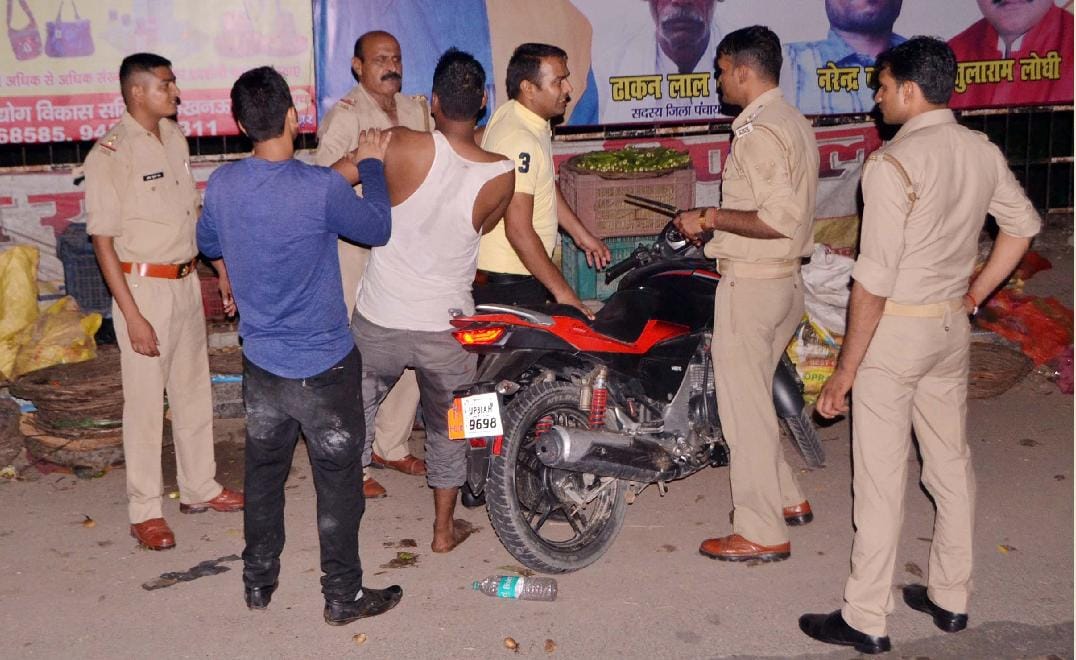 Drunken youth, confronting police near Assam Chowki