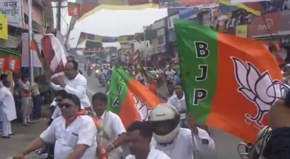 amit shah reached dehradun and meet with BJP leaders of uttarakhand