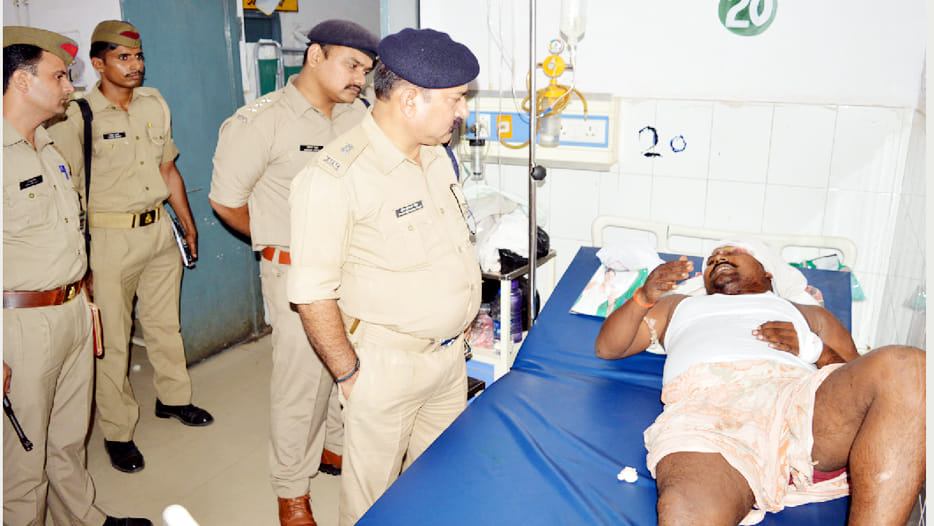  Dacoits attack in Gram Pradhan house