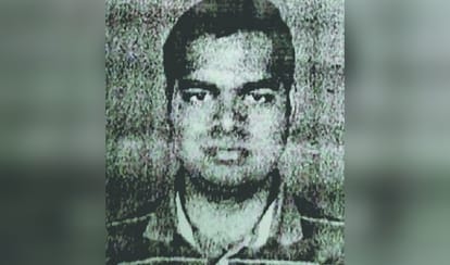 RML doctor commit suicide due to over burden of work 