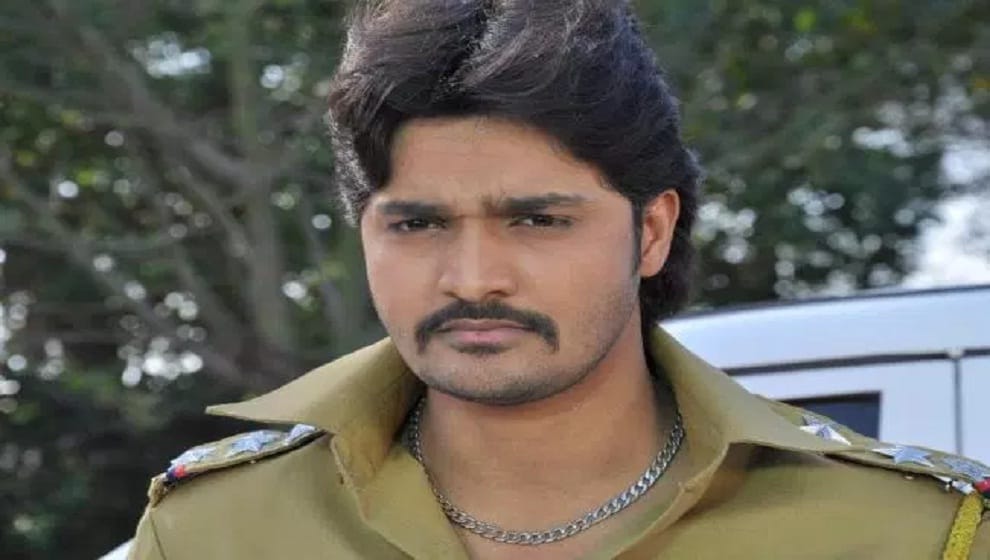 a female Actress Filed Rape Case Against Bhojpuri Film Actor Manoj R Pandey