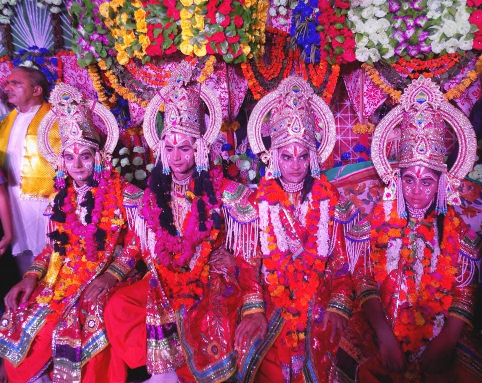 Siyaram Warmala at the Revolving Stage in Janakpuri