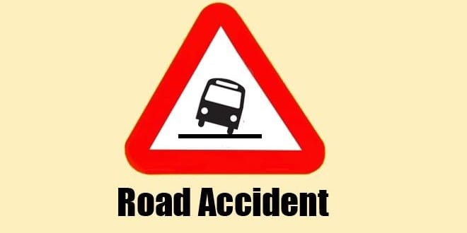 4 army personnels injured after an army truck turnover on the road 