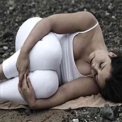 baddha konasana of iyengar yoga in treatment of pain during menstruation