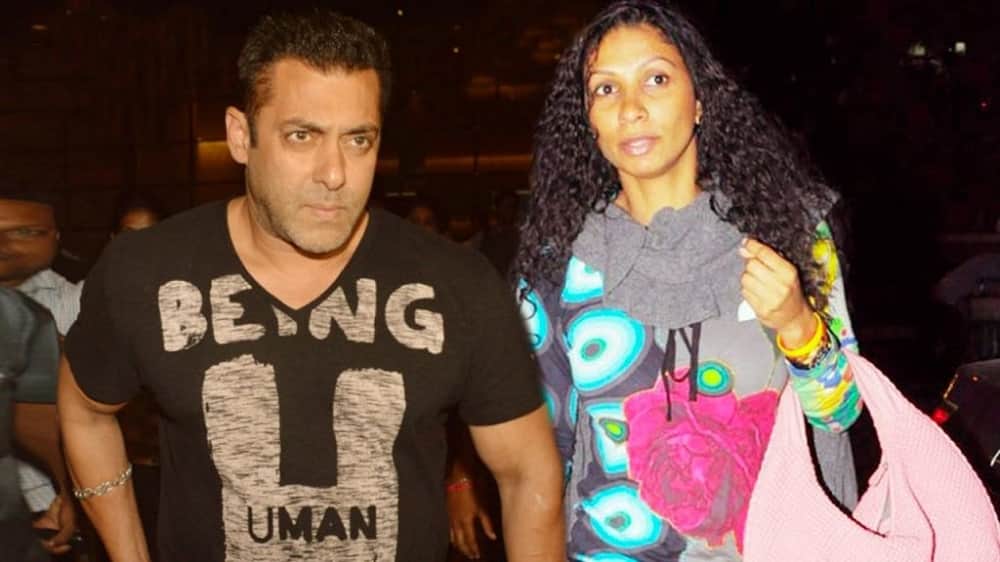 salman khan ex manager reshma shetty is being signed by priyanka chopra as her manager