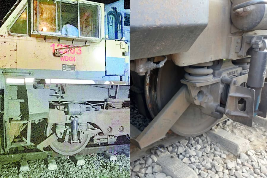 goods train engine derailed in sitapur.