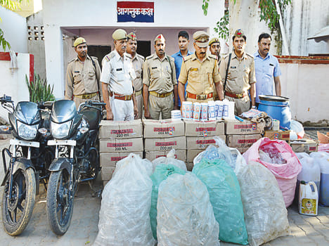 Illegal liquor factory caught in tube well