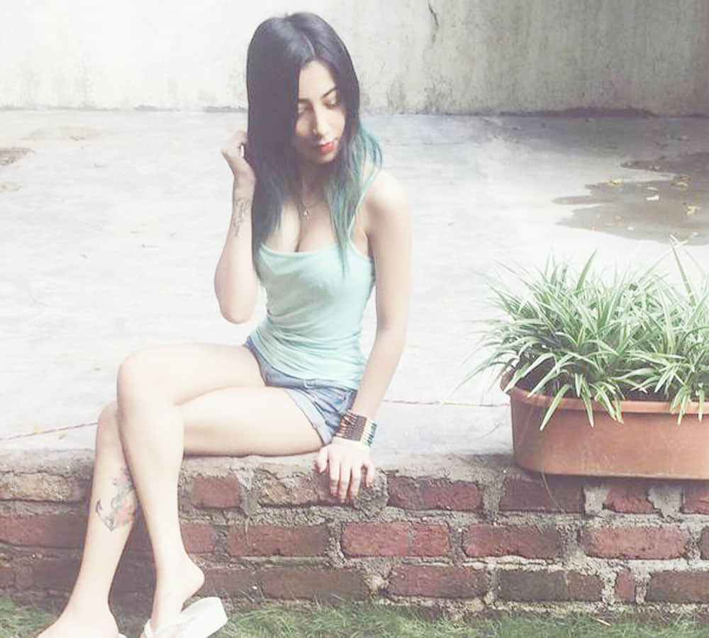 ramanand sagar great granddaughter sakshi chopra topless photo viral