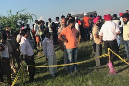 A jeweller looted and killed, dead body found in a box. 