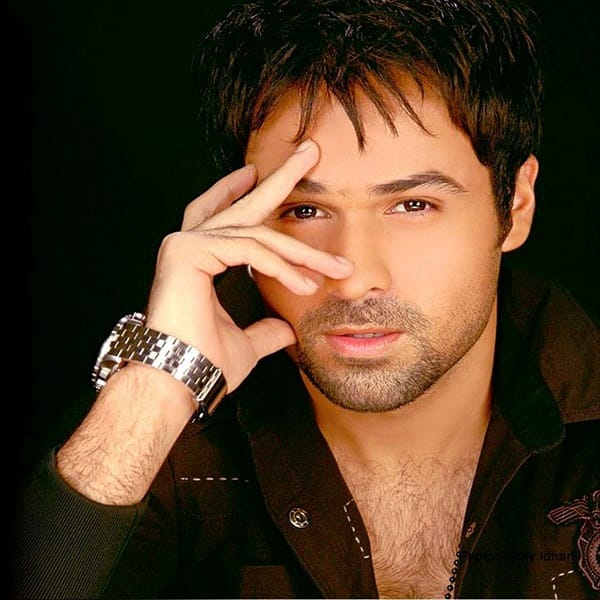 Emraan hashmi will deal the corrupt education system in his upcoming cheat india