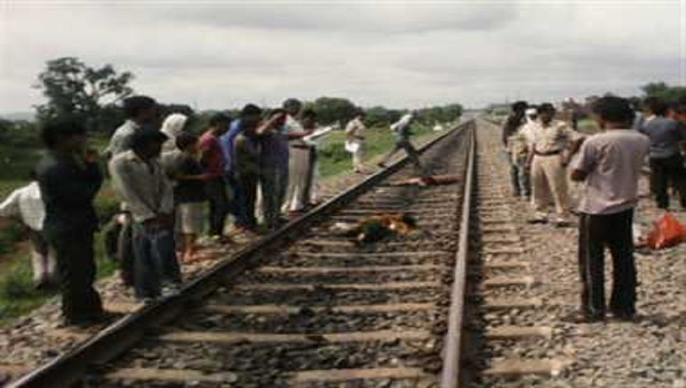 Two friends body found on railway track in basti of uttar pradesh
