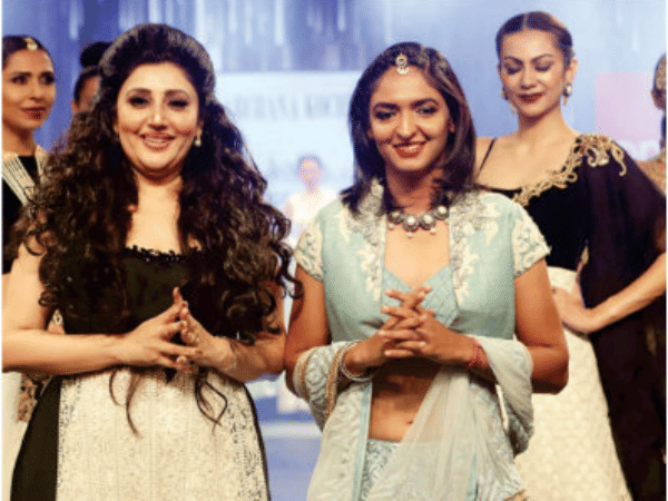 indian women cricketer harmanpreet kaur debuts on ramp at mysore fashion week 2017
