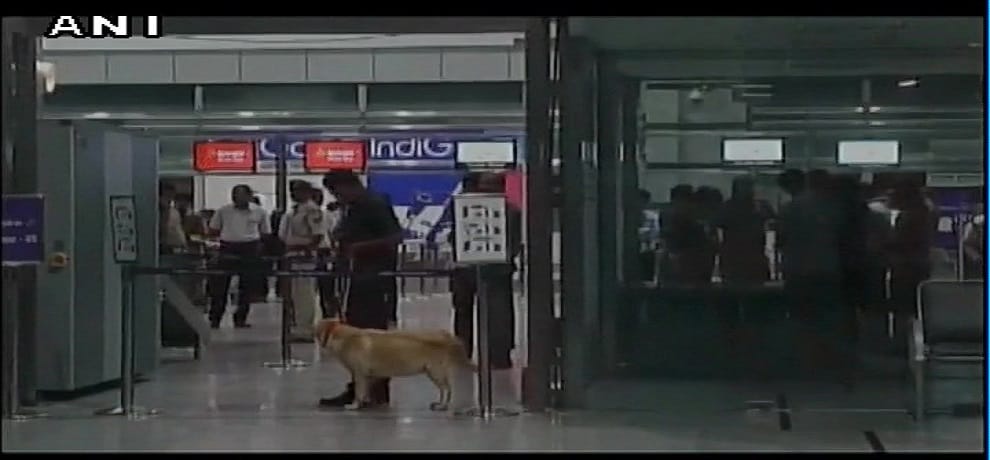 international flight delay at Mangaluru Airport after detection of suspicious object in luggage
