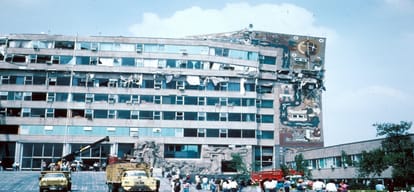 earthquake shakes mexico city in 19 september 1985