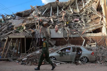 earthquake shakes mexico city in 19 september 1985