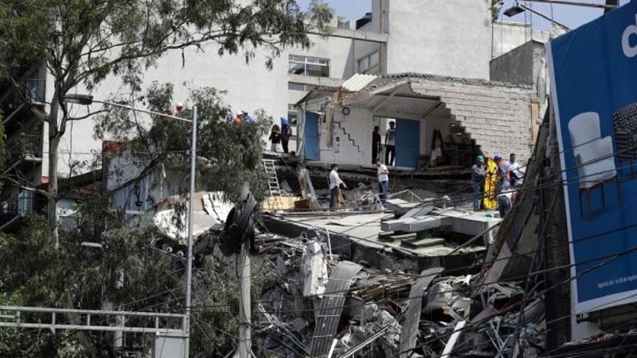 mexico earthquake tremor quickly escalated into something where the classroom shook