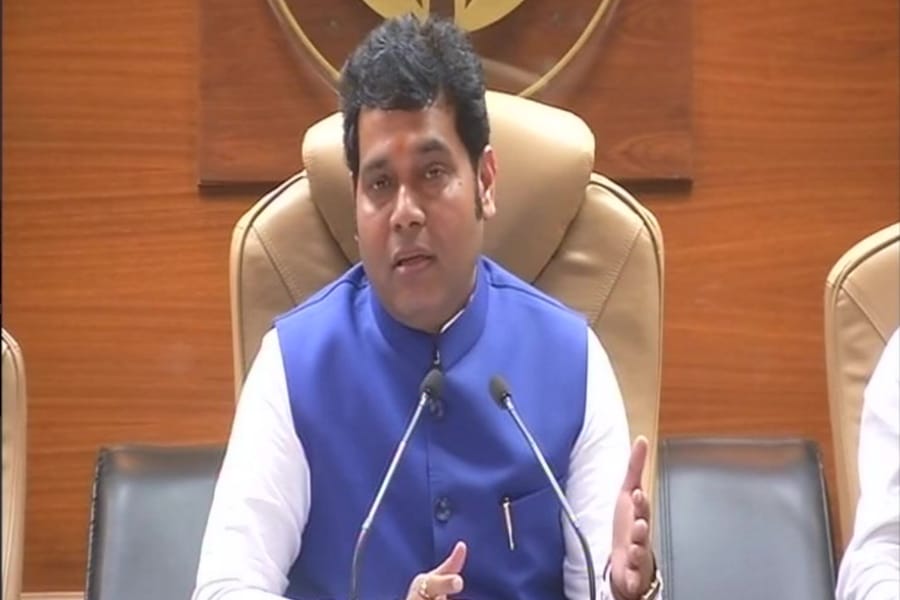 Uttar Pradesh will not face power issues during navratri festival.