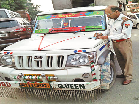 Seven vehicle seage