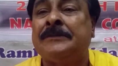 Shaktiman Ghosh whose barack Obama narendra Modi listen leader of the National Hawker Federation