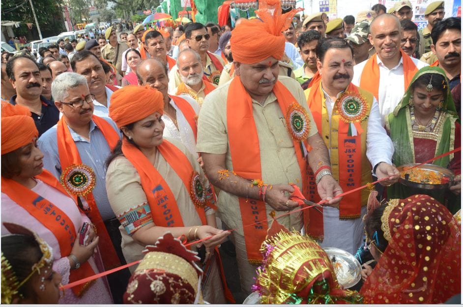  Navratri festival start in vaishno devi Katra , see pics
