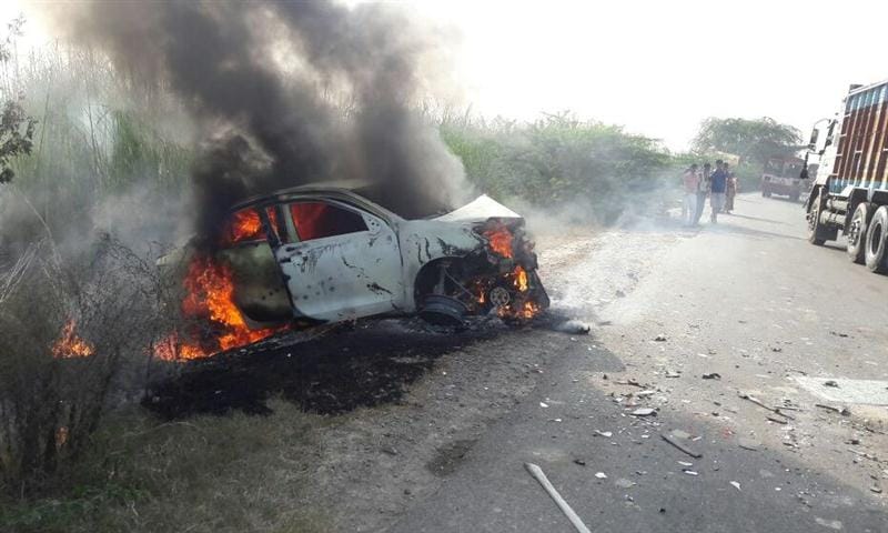 Accident on GT Road, fire of fire, one killed