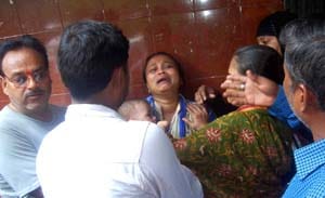 The smoke spreading around the bomb blasts, the attacker could not be identified