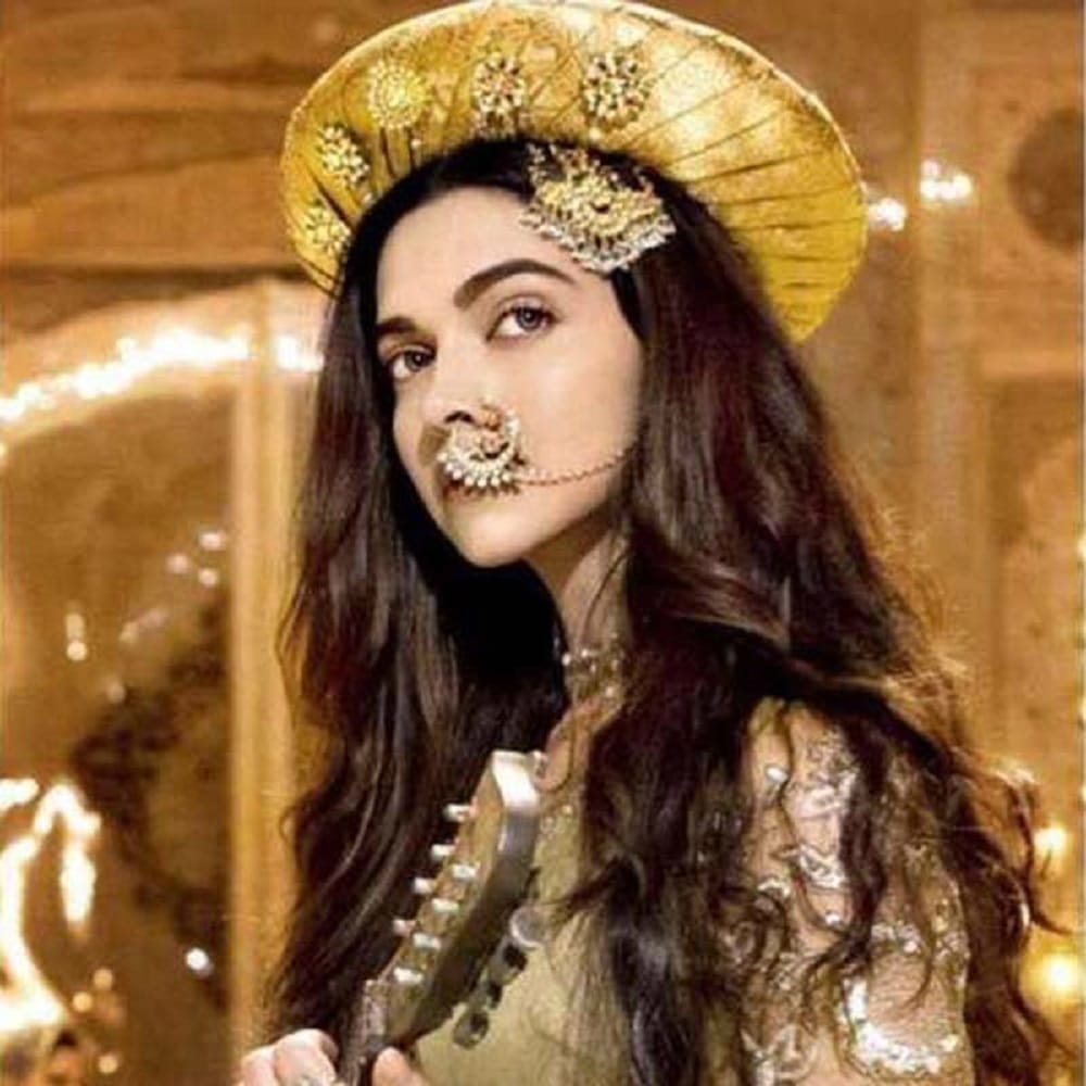 deepika padukone ranveer singh starrer sanjay leela bhansali film padmavati first look released 