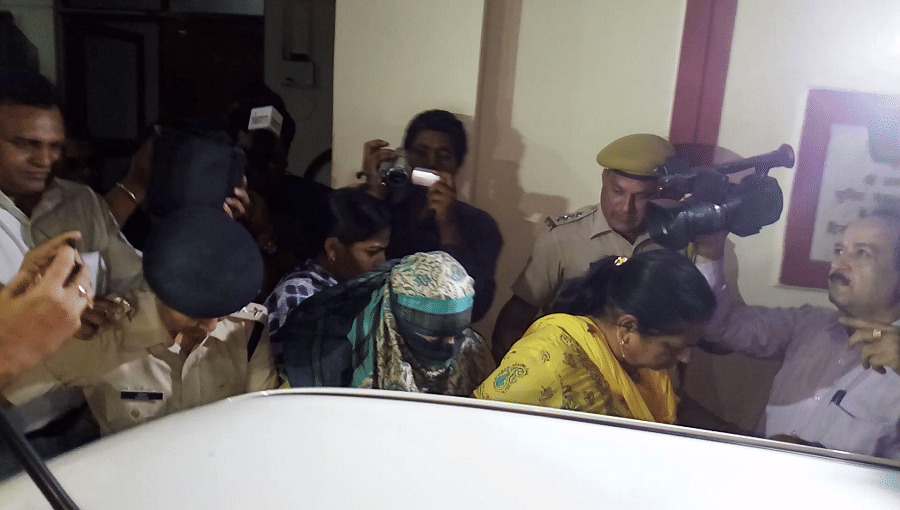 falahari case alwar- victim reaches alwar for further investigation 