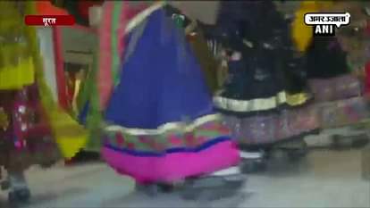 Watch: Young children play garba with roller skates