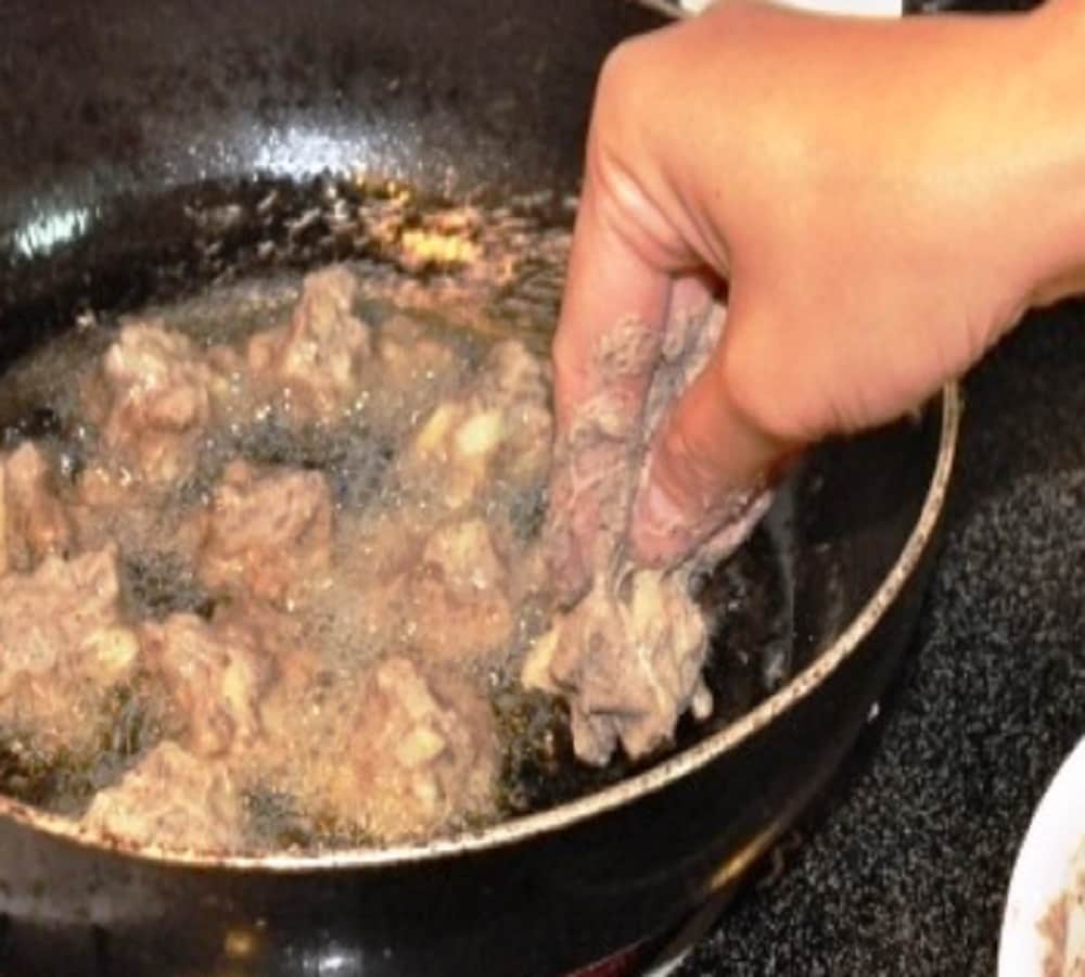 this navratri try special dish of aalu kela pakoda