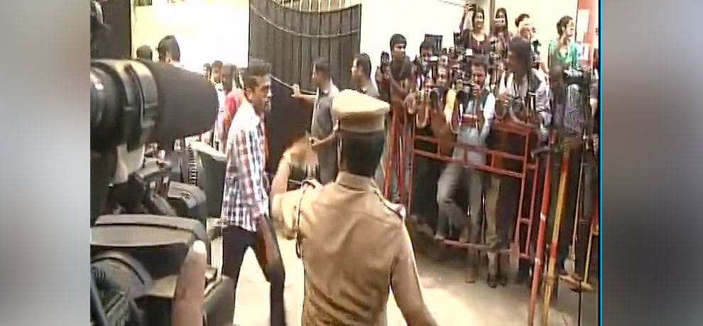 Delhi CM Arvind Kejriwal arrives at Kamal Haasan's residence in Chennai