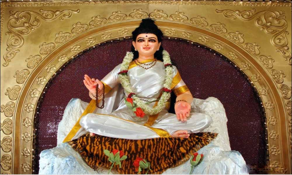 तप का आचरण करने वाली देवी हैं ब्रह्मचारिणी