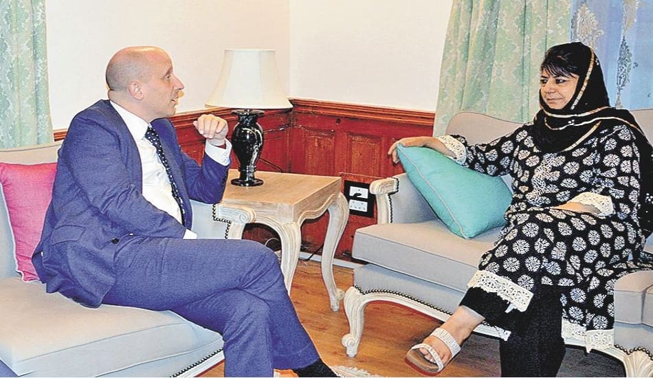 mehbooba mufti meets to Deputy Evangelist of Britain, Dr. Evans