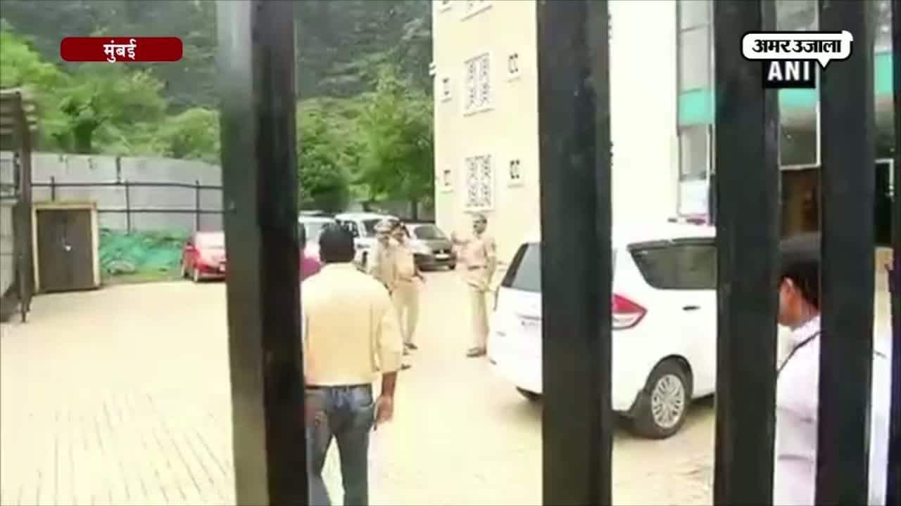 मुंबई स्कूल