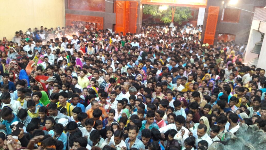 huge crowd of devotees in temple of agra firozabad mainpuri