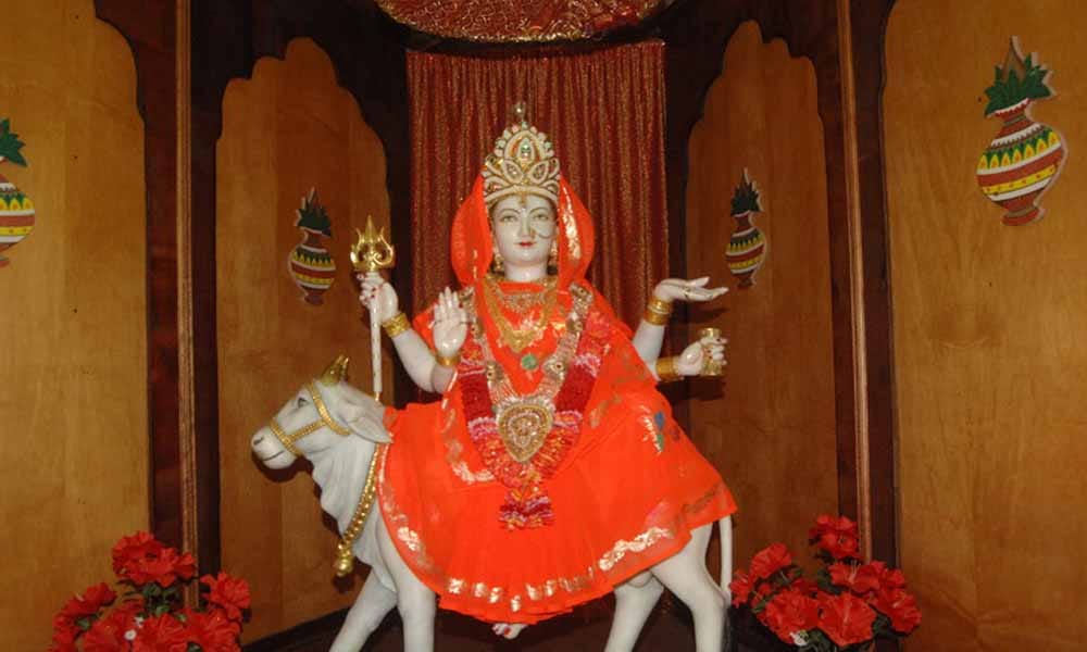 navratri 2017 worship of maa shailputri know subh muhurat