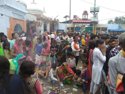 huge crowd of devotees in temple of agra firozabad mainpuri