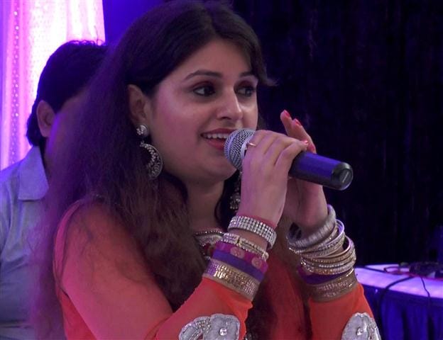  Zumenje me, gaayenge hum, nachenge we maha dandiya