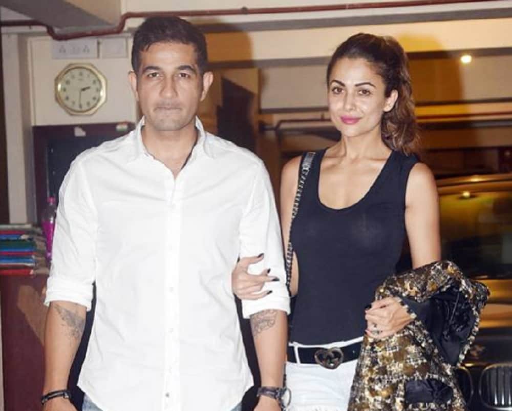 karishma kapoor with sandeep toshniwal seen in kareena kapoor grand 37th birthday bash 