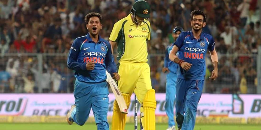 Virat-Dhoni encouraged-Kuldeep Yadav