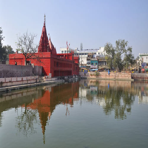 pm narendra modi to worship in durga mata temple or durga kund temple and tulsi manas temple