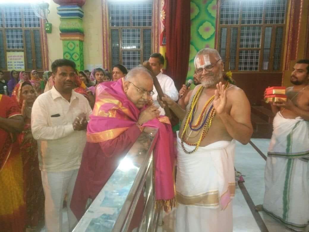 victim father  allege falhari maharaj and said baba is not innocent