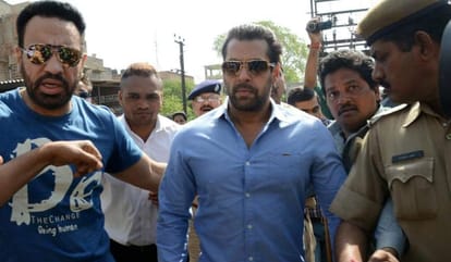 salman khan lawyer in poaching case get threat 